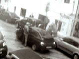 В центре столицы водитель "Жигулей" в ходе дорожной ссоры обстрелял прохожих: 3 жертвы В центре столицы водитель "Жигулей" в ходе дорожной ссоры обстрелял прохожих: 3 жертвы