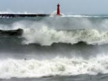 Терпящее в Восточно-Китайском море бедствие судно Alladin Dream с российскими моряками взято на буксир Терпящее в Восточно-Китайском море бедствие судно Alladin Dream с российскими моряками взято на буксир