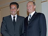 Саркози прилетел в Москву. Путин объяснил ему, что "умом Россию не понять"