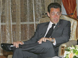 Президент Франции Саркози, пребывая в Москве, проясняет свою позицию и пытается выведать планы Путина