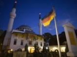 В настоящее время на территории Германии существуют 154 мечети с куполом и минаретом