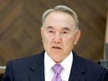 В ответ на снижение экономического рейтинга Казахстана президент Назарбаев велел подумать о выкупе своих акций