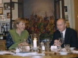 Ангела Меркель и Владимир Путин отужинали в "типичном" гессенском ресторане Ангела Меркель и Владимир Путин отужинали в "типичном" гессенском ресторане
