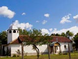 Глава Русской древлеправославной церкви освятил восстановленный в Болгарии старинный русский храм