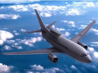 Boeing 737, ласково прозванный в народе "помоечкой" за ветхость (он используется уже более 30 лет) оставлен в Браззавиле для технического осмотра