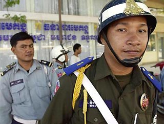 Власти Камбоджи арестовали российского бизнесмена-педофила, занимавшегося сексом с шестью девочками