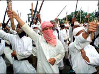 Ожесточенная толпа мусульман атаковала храм, избив и ограбив присутствующих там христиан