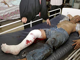 Район Багдада Садр-сити в воскресенье подвергся удару американских ВВС, погибли как минимум десять человек, ранены 42
