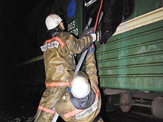 Причиной пожара в поезде Петербург-Адлер могло стать короткое замыкание