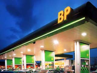 Чистая прибыль крупнейшей европейской нефтяной компании British Petroleum Plc. за 9 месяцев 2007 года снизилась на 14% - до 16,45 млрд доллоров