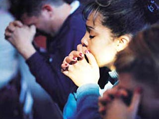 В Международный день молитвы обращение к Богу посвятят "тайным христианам"