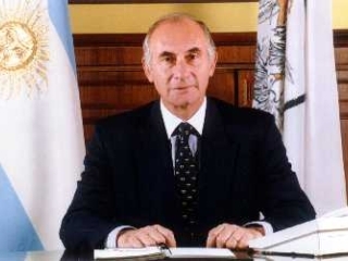Против бывшего президента Аргентины Фернандо де ла Руа, руководившего страной с 1999 по 2001 годы, возбуждено уголовное дело 