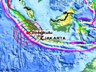 Подземные толчки силой 7,1 бала сотрясли в четверг утром индонезийский остров Суматра