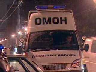 В Санкт-Петербурге в мусорном ящике на Тепловозной улице обнаружили взрывное устройство