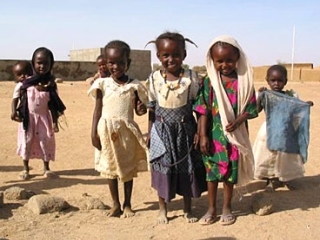 По подозрению в торговле детьми в Чаде задержаны девять граждан Франции