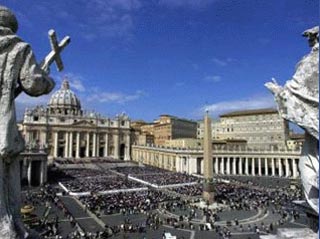 Акт беатификации был совершен на площади Святого Петра