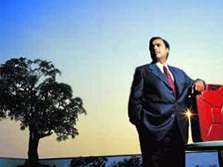 Председатель крупнейшей в Индии нефтехимической компании Reliance Industries Ltd. Мукеш Амбани в понедельник стал богатейшим человеком в мире