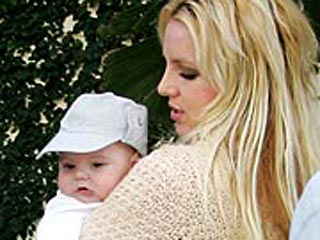 Бритни Спирс разрешили посещать своих детей три раза в неделю 