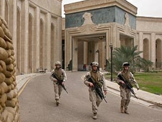 Сотрудники госдепартамента США взбунтовались по поводу решения руководства направлять их в командировки в Ирак под угрозой увольнения