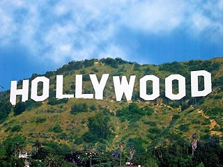 Голливудские сценаристы намерены начать забастовку, требуя справедливо делить доходы