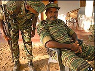 В Великобритании арестован бывший верховный лидер действующей на Шри-Ланке повстанческой организации "Тигры освобождения Тамил Илама" (ТОТИ), известный как полковник Каруна