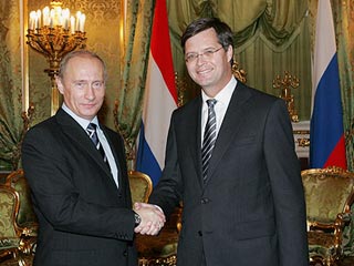 Президент России Владимир Путин остался доволен встречей с премьер-министром Нидерландов, на которой лидеры обсуждали основные мировые проблемы