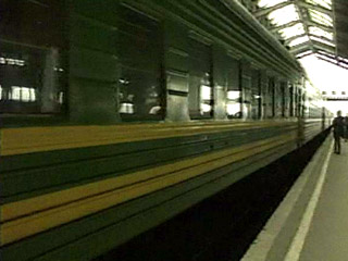 В поезде номер 23 "Санкт-Петербург - Москва" ищут бомбу