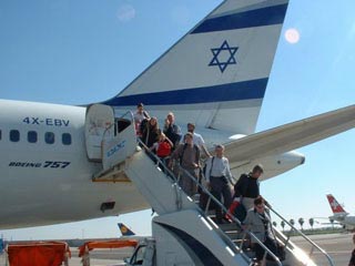 Министерство туризма Израиля упростило выдачу виз болельщикам из России