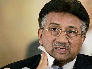 Президент Пакистана Мушарраф не захотел считаться диктатором и рассматривает возможность отставки