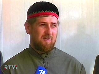 Президент Чечни Рамзан Кадыров предложил в среду экс-президенту Ичкерии Доку Умарову выйти из подполья и покаяться перед народом.