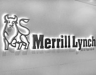 Merrill Lynch приобрел 10% банковского холдинга "Траст"   