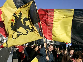 Около 25 тысяч бельгийцев вышли в Брюсселе на демонстрацию против раскола страны