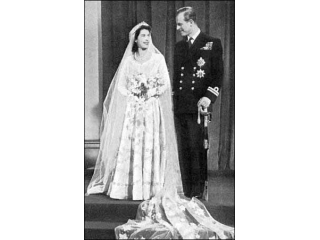 Венчание 20 ноября 1947 года тогда еще принцессы Елизаветы и морского офицера, греческого принца Филиппа в этом аббатстве стало символом возвращения британского общества к нормальной жизни после Второй мировой войны