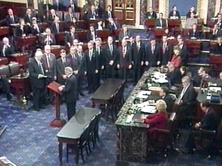 Сенат Конгресса США провел рекордно короткое заседание, которое длилось всего 22 секунды