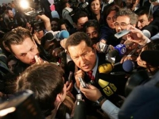 Президент Венесуэлы Уго Чавес выразил сожаление в связи с решением главы колумбийского государства Альваро Урибе отказаться от его посредничества в освобождении заложников левоэкстремистской группировки