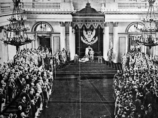 Первая Государственная Дума, проработавшая с 27 апреля по 8 июля 1906 года, провела одну сессию и приняла всего восемь законопроектов