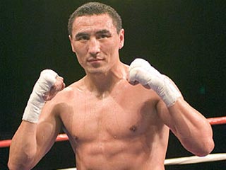 В США освобожден из-под стражи киргизский боксер-профессионал Алмазбек Раимкулов