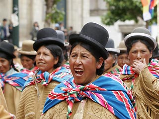Президент Боливии освободил индейцев от рабства