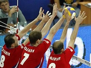 Победная серия российских волейболистов на Кубке мира прервалась на девятом матче