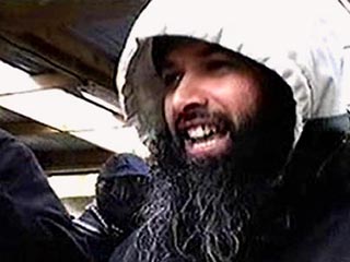 Продюсер ВВС назвал Мохаммеда Хамида, которого обвиняют в том, что он курировал двухлетнюю программу "радикализации" для подготовки мусульманской молодежи в Лондоне к джихаду, "комиком кокни"