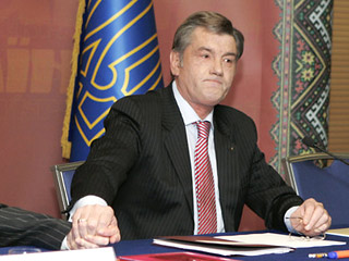 Президент Украины Виктор Ющенко внес в Верховную Раду представление на назначение лидера БЮТ Юлии Тимошенко на должность премьер-министра Украины