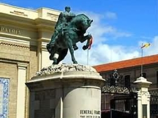Сенат (верхняя палата) парламента Испании утвердил законопроект об осуждении диктатуры генерала Франсиско Франко и демонтаже памятников, символов эпохи его правления (1939-1975)