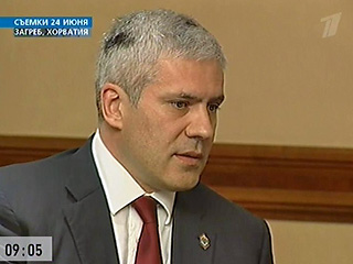 Президент Сербии Борис Тадич сказал, что хотел бы, чтобы международный суд вынес решение о том, будет ли законным объявление независимости руководством Косово