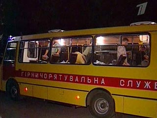 В результате энергоаварии на шахте "Красный партизан" в Луганской области эвакуированы 40 из 361 горняков. Об этом, как передает "Интерфакс", сообщил дежурный территориального управления Госгорпромнадзора в Луганской области