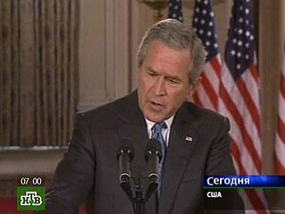 Глава Белого дома Джордж Буш заявил, что не стал бы президентом США, если бы 21 год назад не бросил пить спиртное