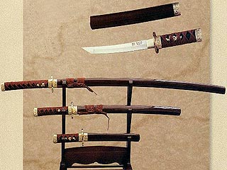 Великобритания запретит свободную продажу самурайских мечей