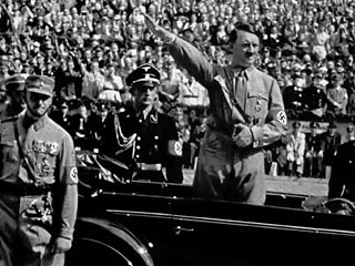 Старшеклассникам предложили провести "избирательную кампанию" от лица Гитлера с популистскими лозунгами