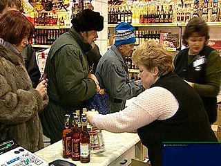 В регионе подготовлен законопроект, согласно которому спиртное не будет продаваться с восьми вечера до восьми часов утра