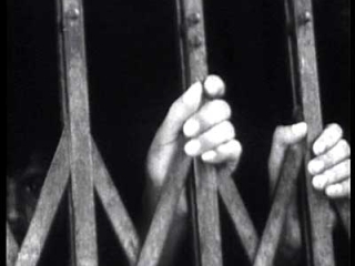 Три сотни заключенных совершили дерзкий побег из тюрьмы в городке Дантевада в индийском штате Чхаттисгарх