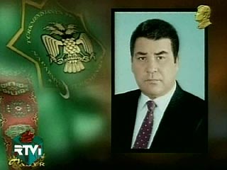 Туркмения в пятницу будет отмечать первую годовщину со дня кончины своего первого президента Сапармурата Туркменбаши